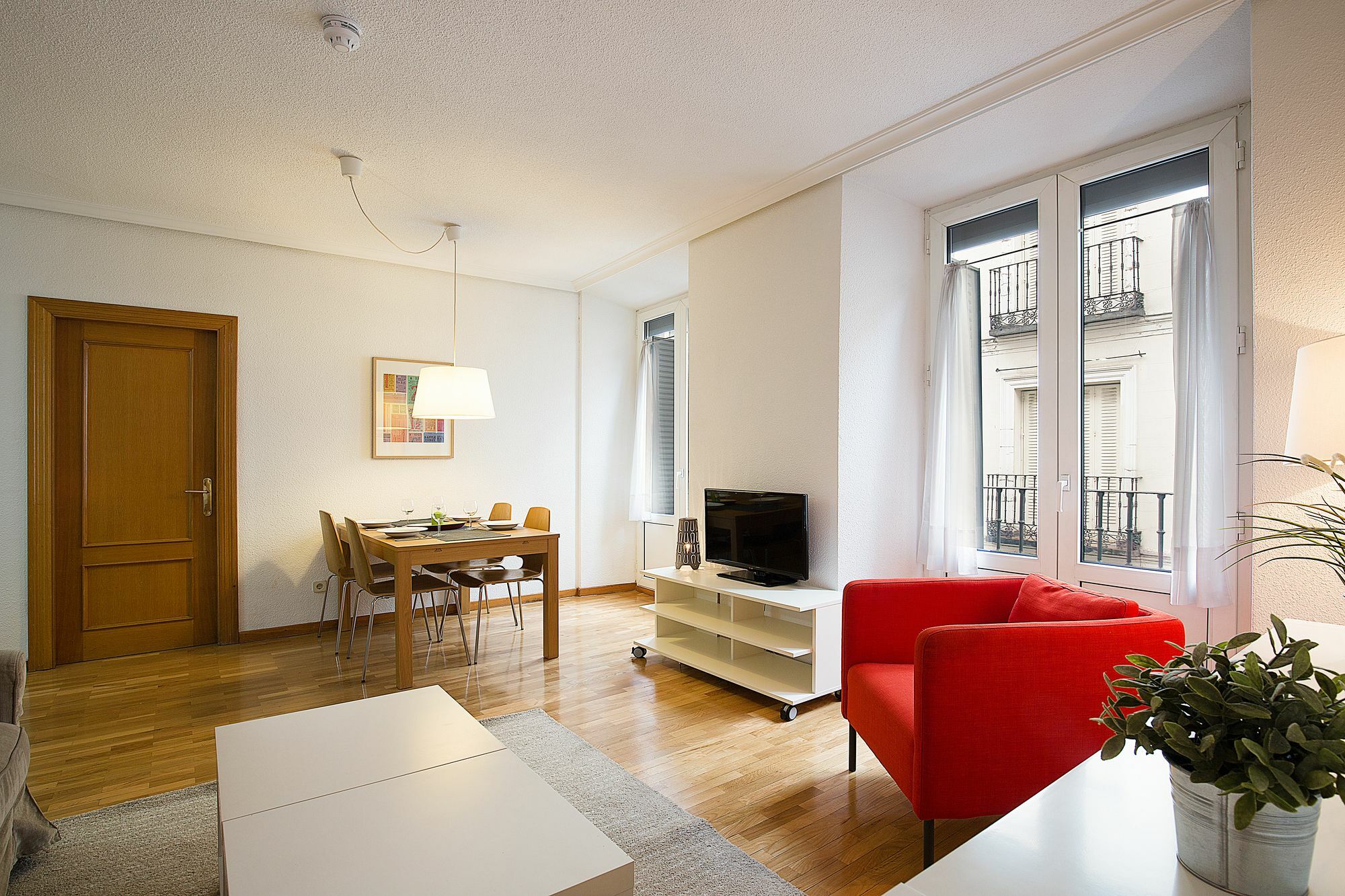 Apartamentos San Lorenzo 26 Μαδρίτη Εξωτερικό φωτογραφία